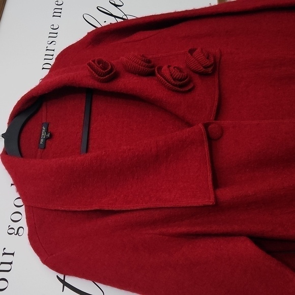 100% Wool Crochet Flowers Cardigan Jacket Sweater Winter Elegant 1X - Picture 3 of 16